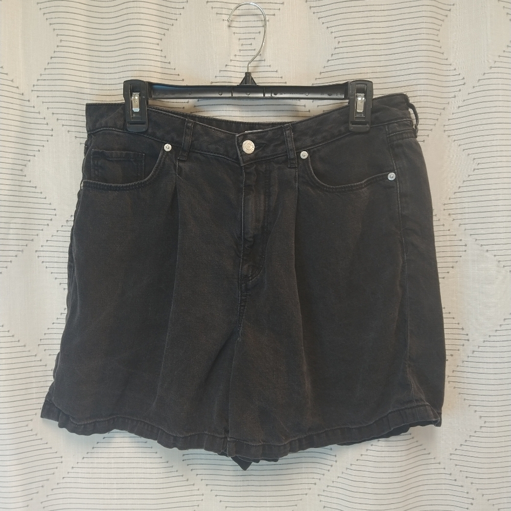 LOFT Women's Black Denim Shorts Size 29 / 8